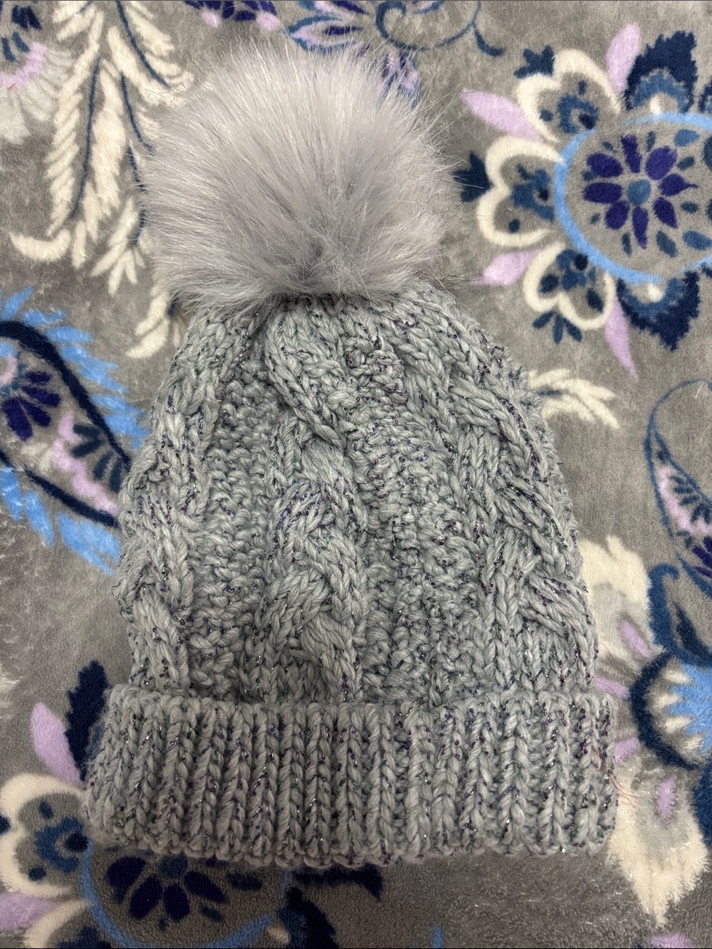 Steve Madden grey knit beanie